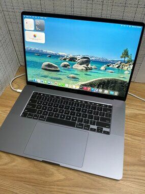 Apple MacBook Pro 16" 2019 | Intel Core i9 | 32GB RAM | 1TB SSD | With Charger
